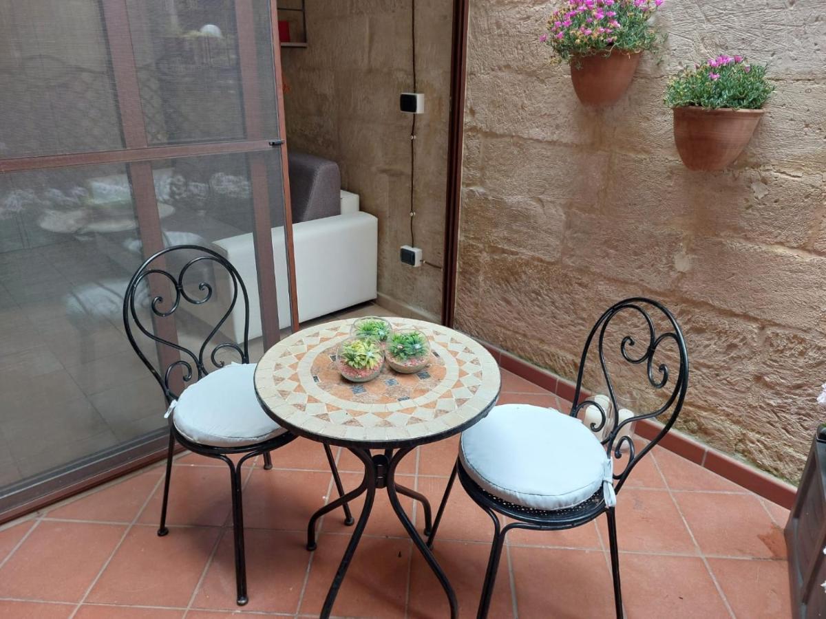 Suite Del Conservatorio Nel Centro Storico Lecce Eksteriør bilde