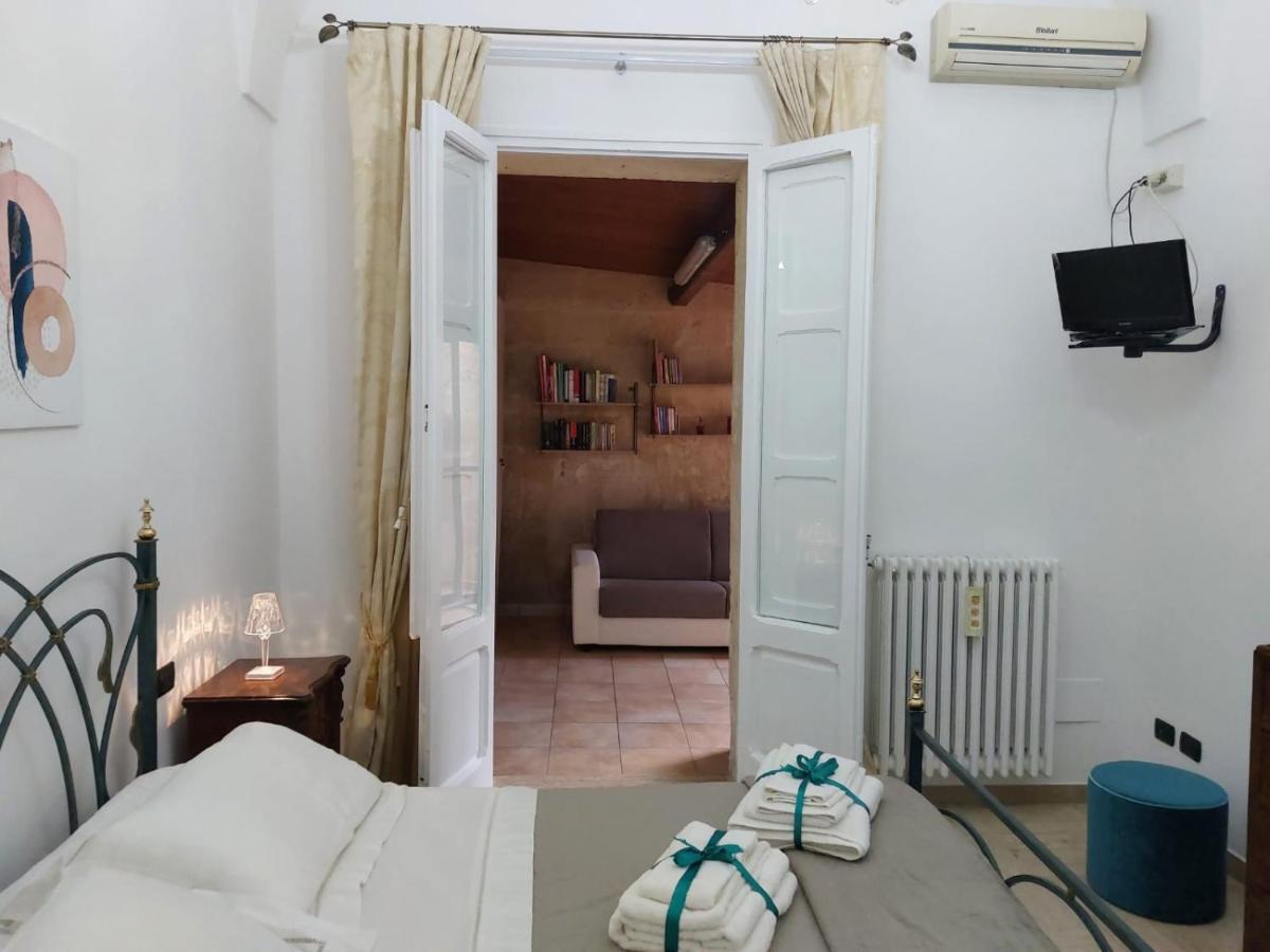 Suite Del Conservatorio Nel Centro Storico Lecce Eksteriør bilde