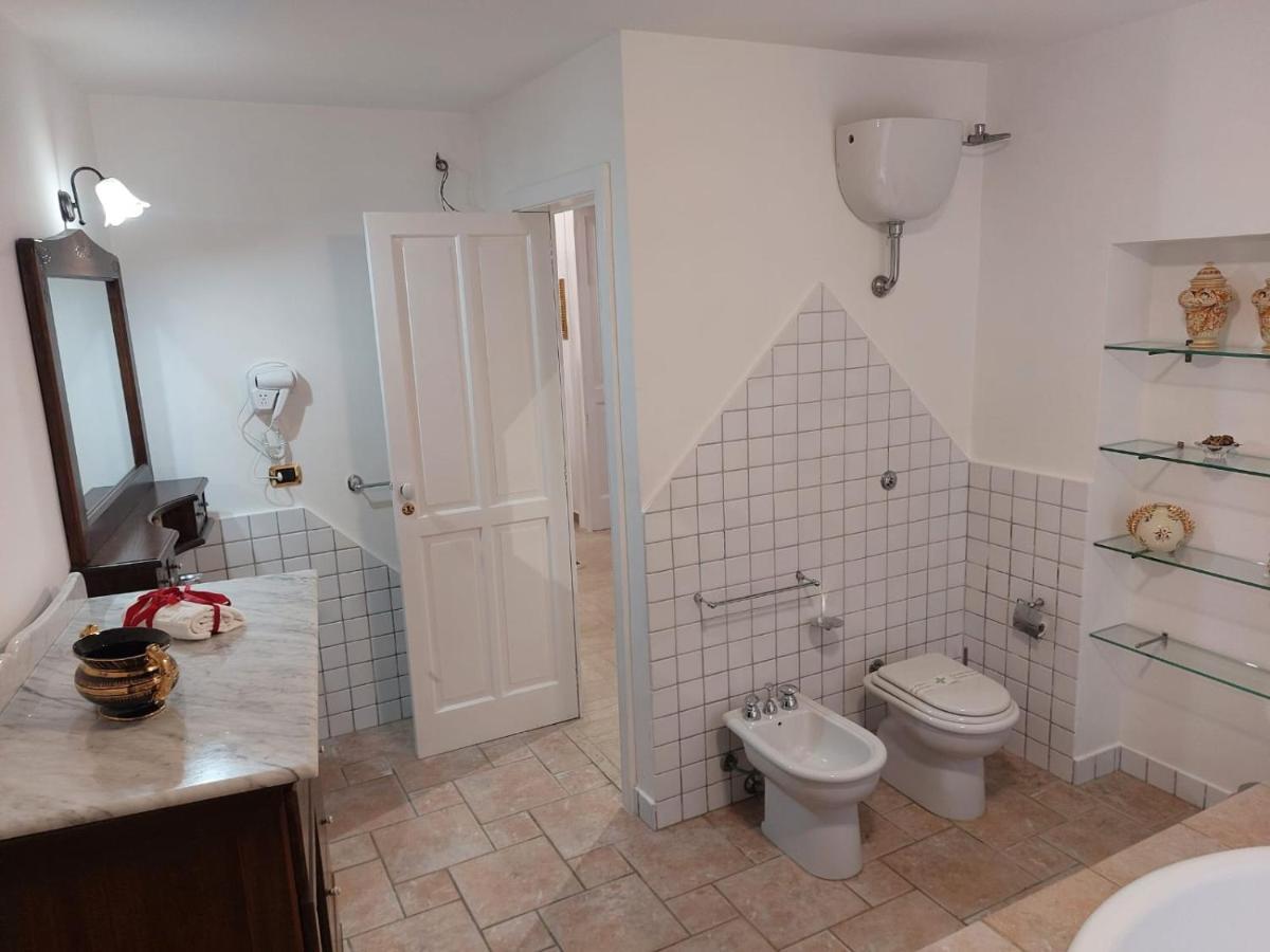 Suite Del Conservatorio Nel Centro Storico Lecce Eksteriør bilde